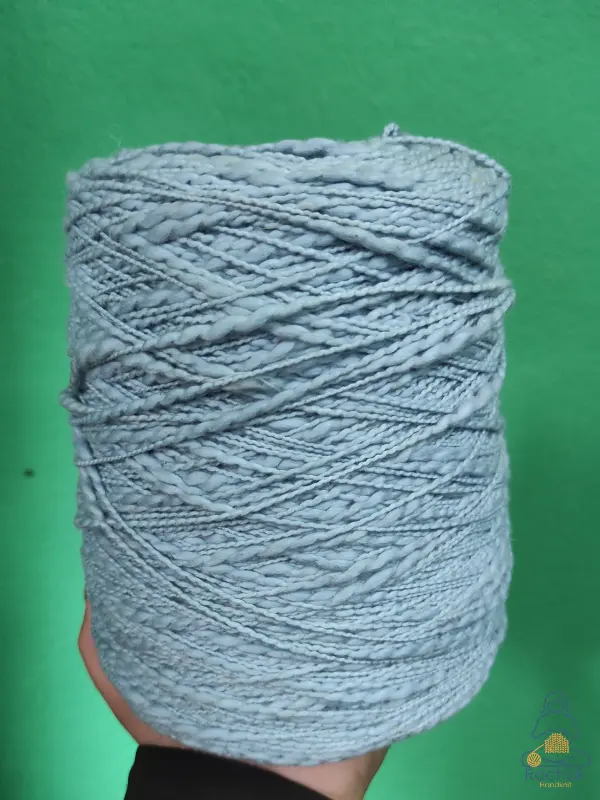 Rohstoffe – Baumwoll-Flammengarn – handgestrickt von Rochak