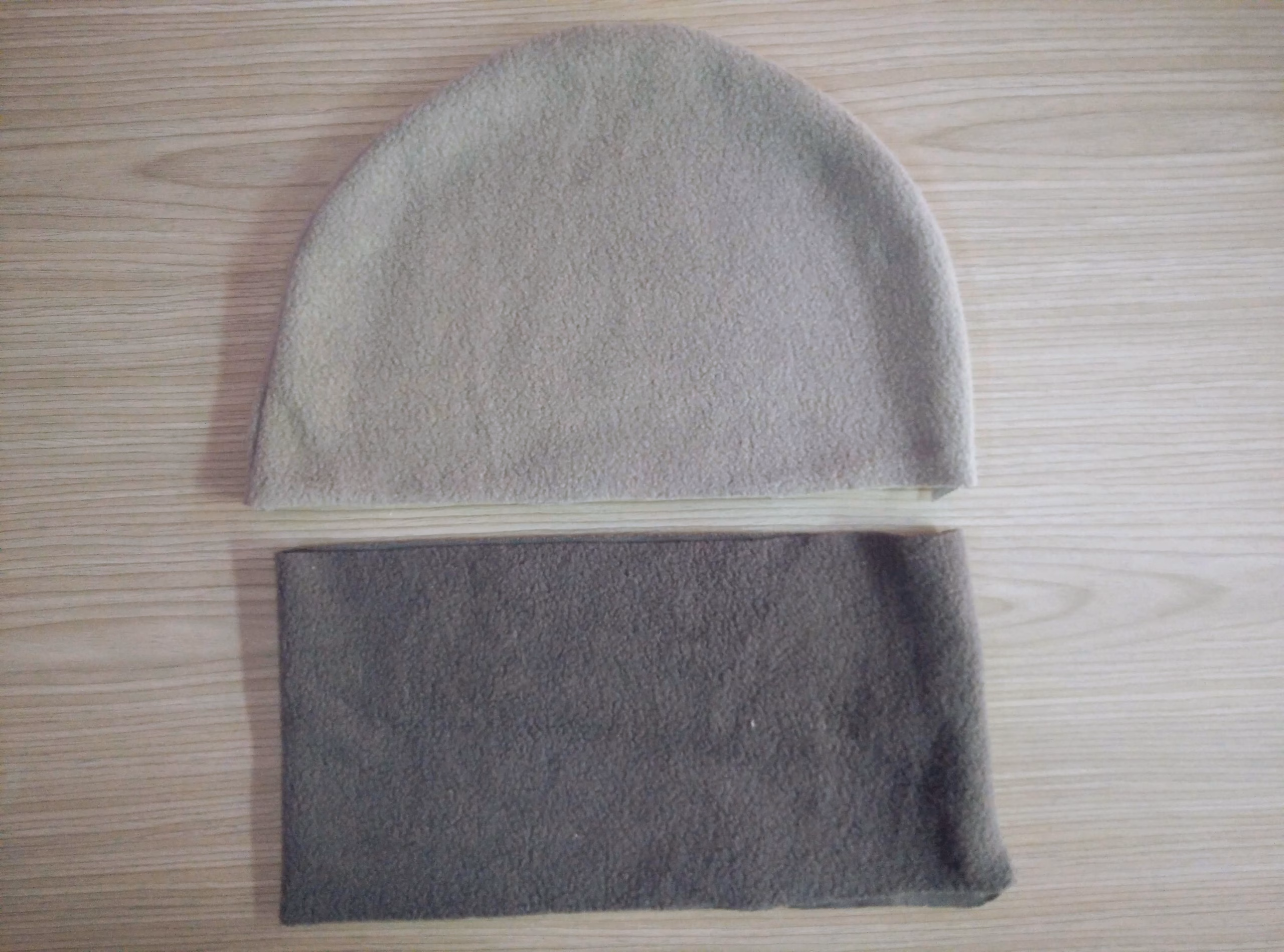 Polyester lining for the beanie - Rochak Handknit